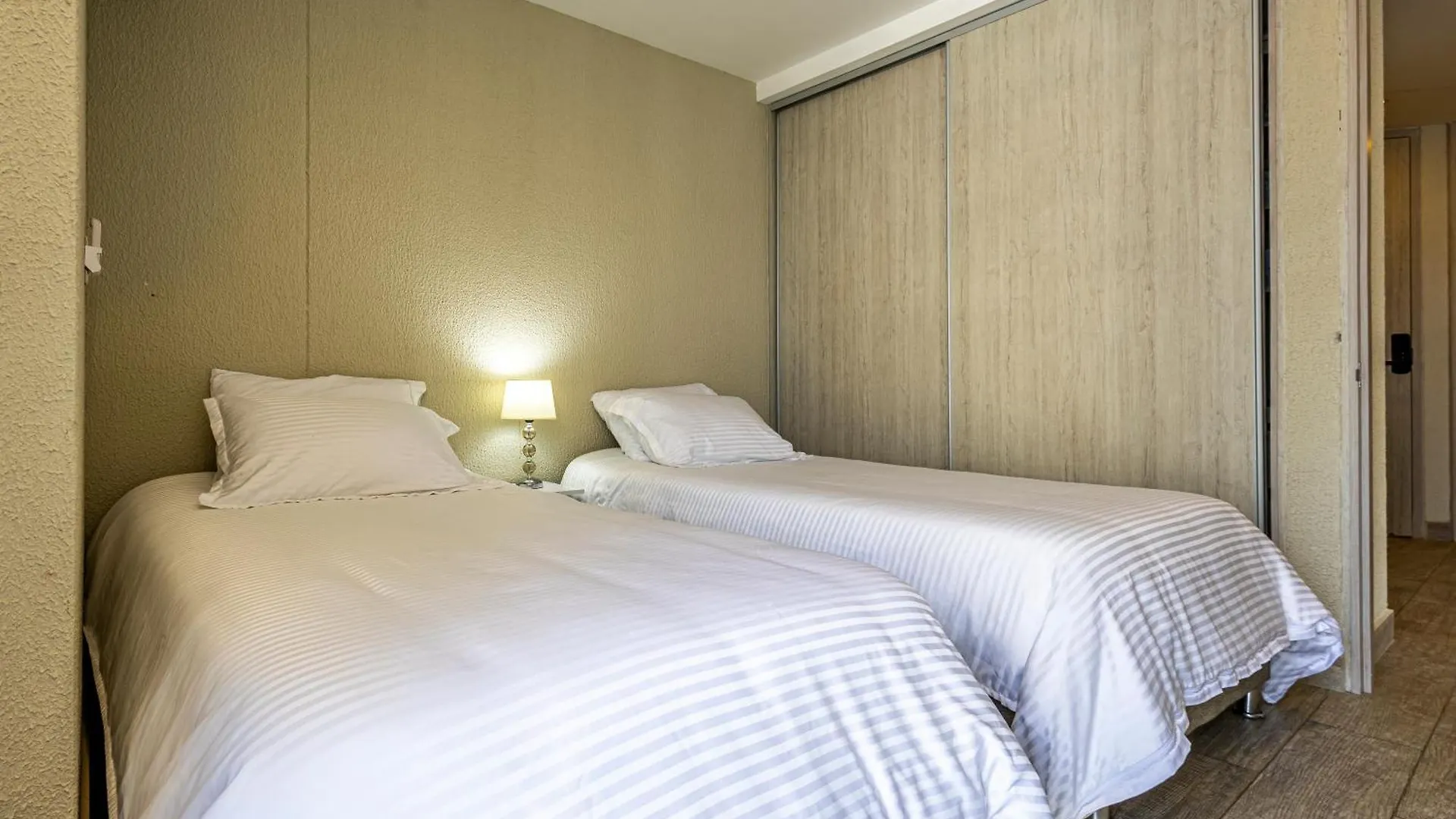 Apartment With A Nice Ocean View And Airport Cartagena